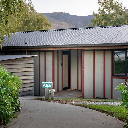Private And Peaceful Studio Apartment Wanaka Eksteriør bilde